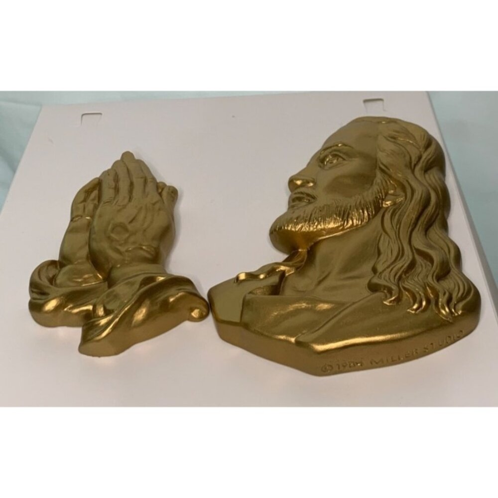1984 Miller Studio Jesus and Praying Hands Chalkware 4" x 6"